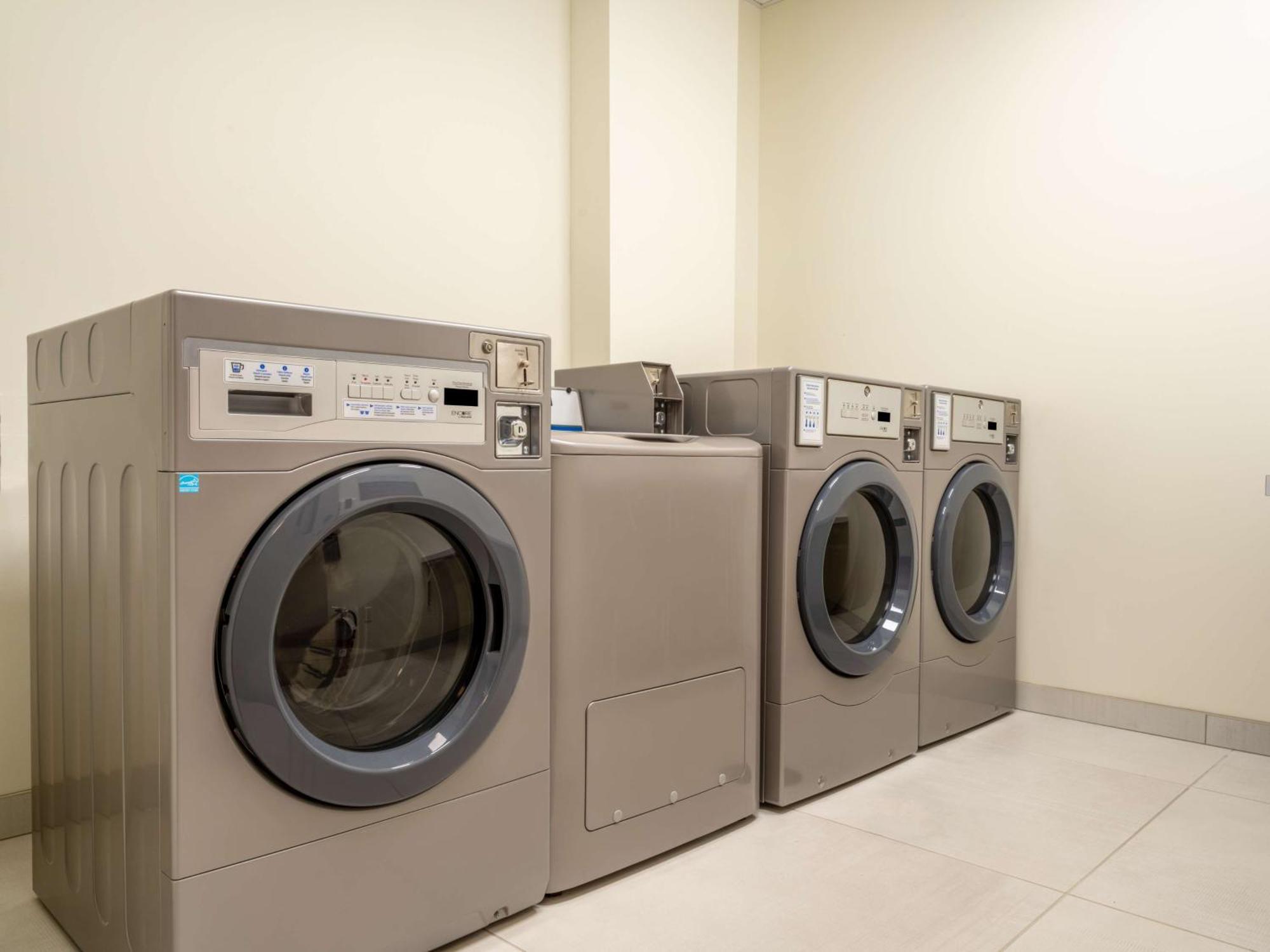 Hilton Garden Inn Jeffersonville, In ภายนอก รูปภาพ